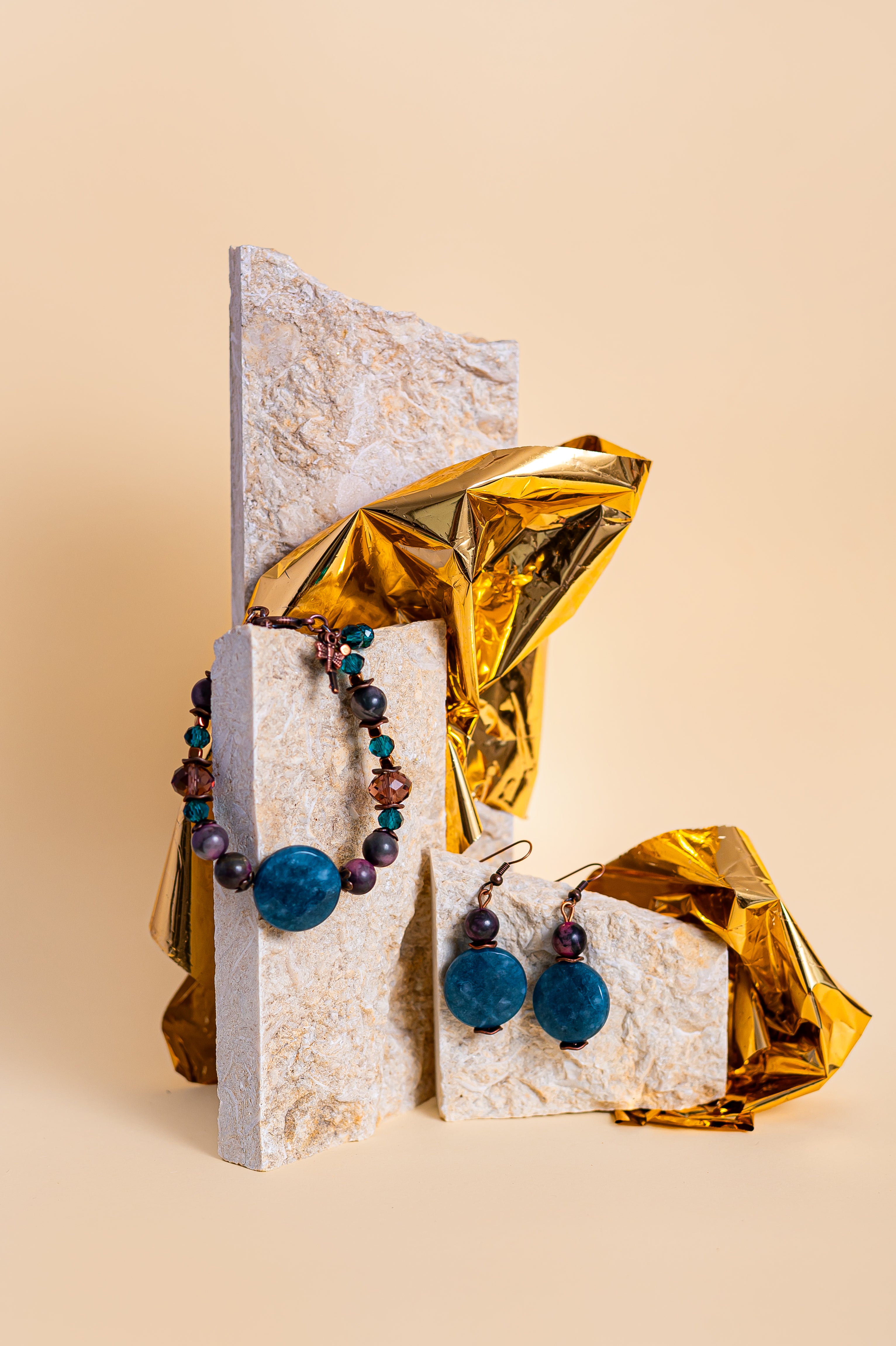 Комплект от гривна и обеци с ахат и яспис