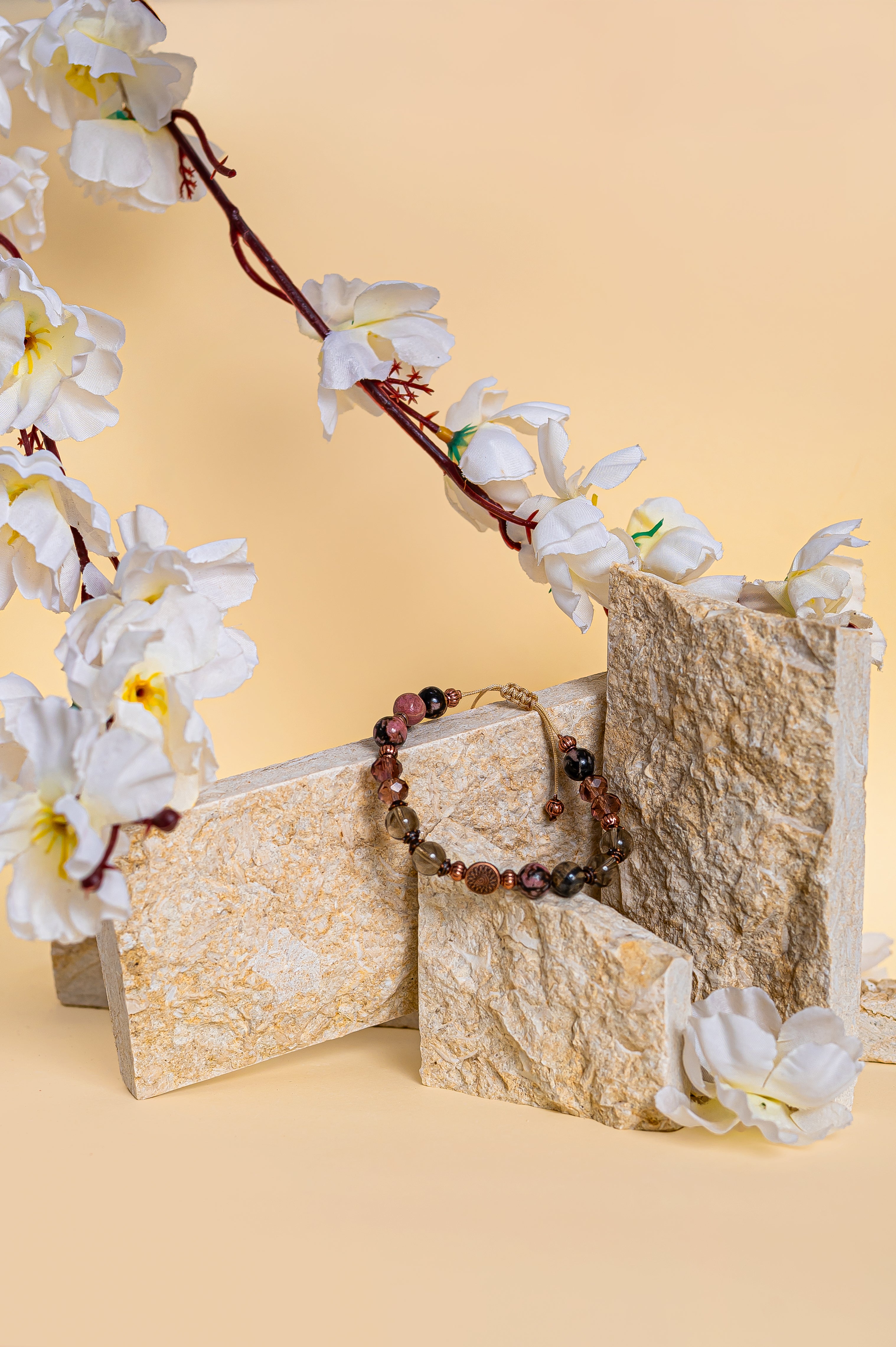 Гривна с родонит и опушен кварц