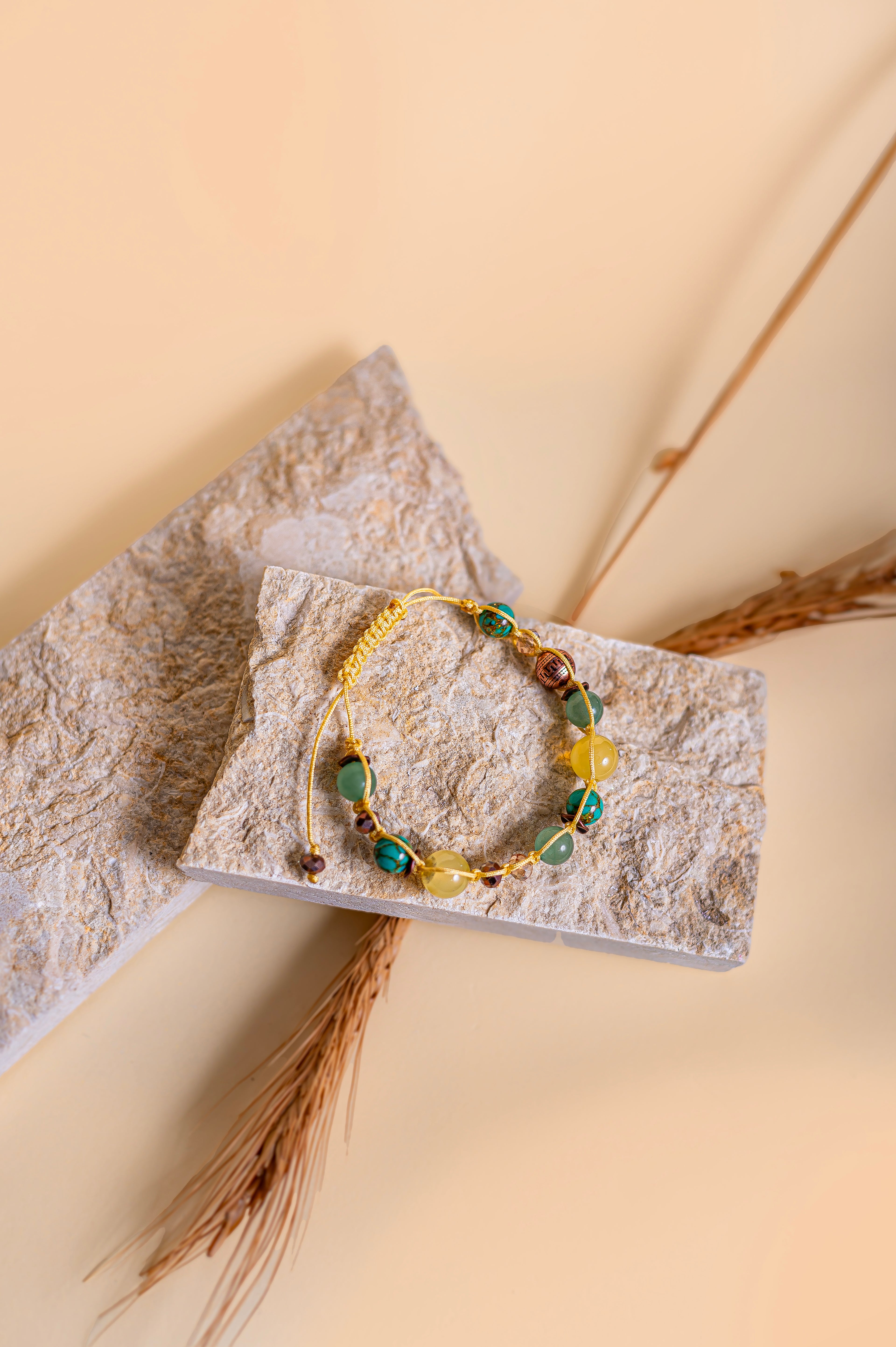 Гривна с авантюрин, азурит и ахат за баланс и красота