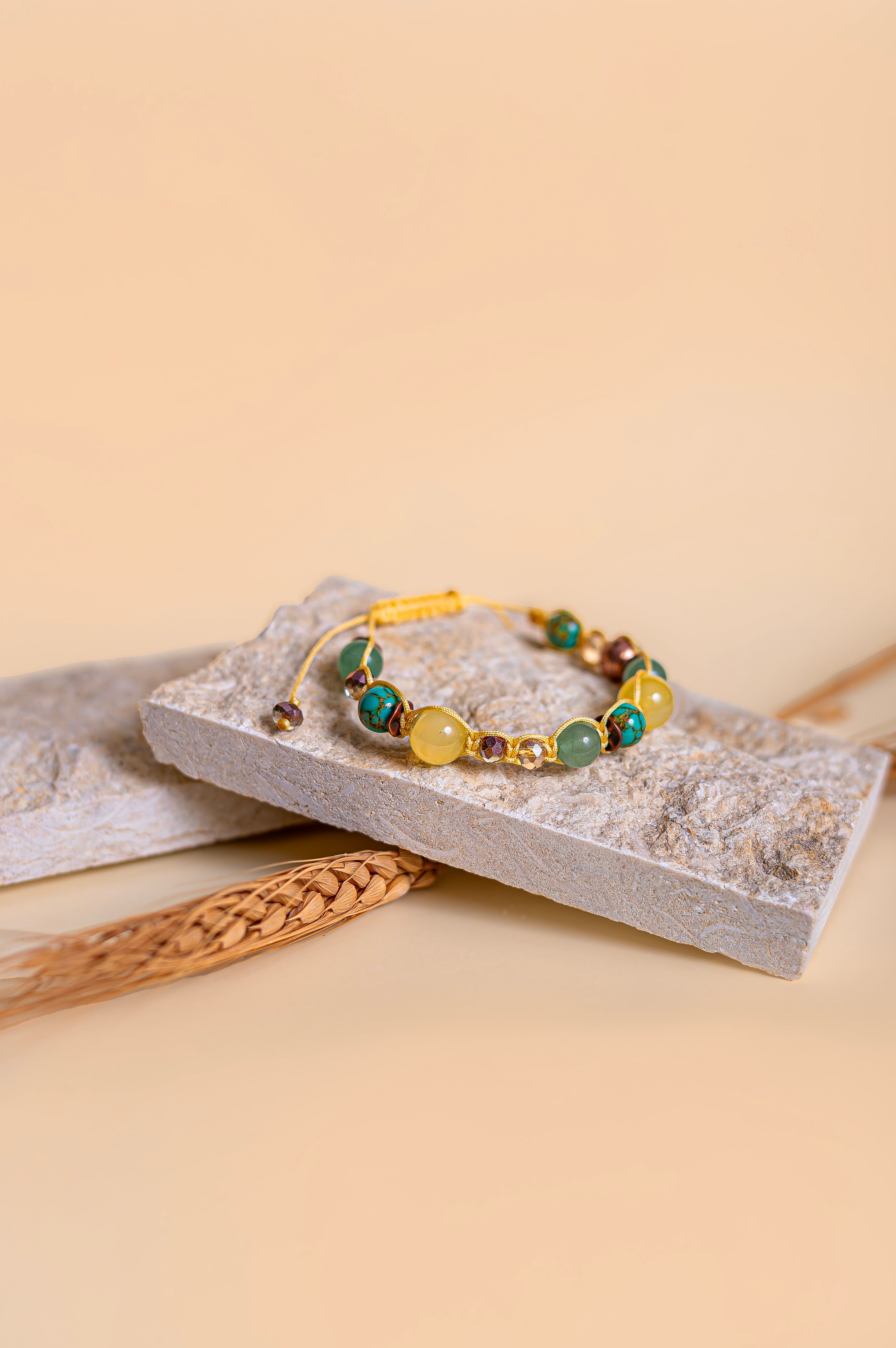 Гривна с авантюрин, азурит и ахат за баланс и красота