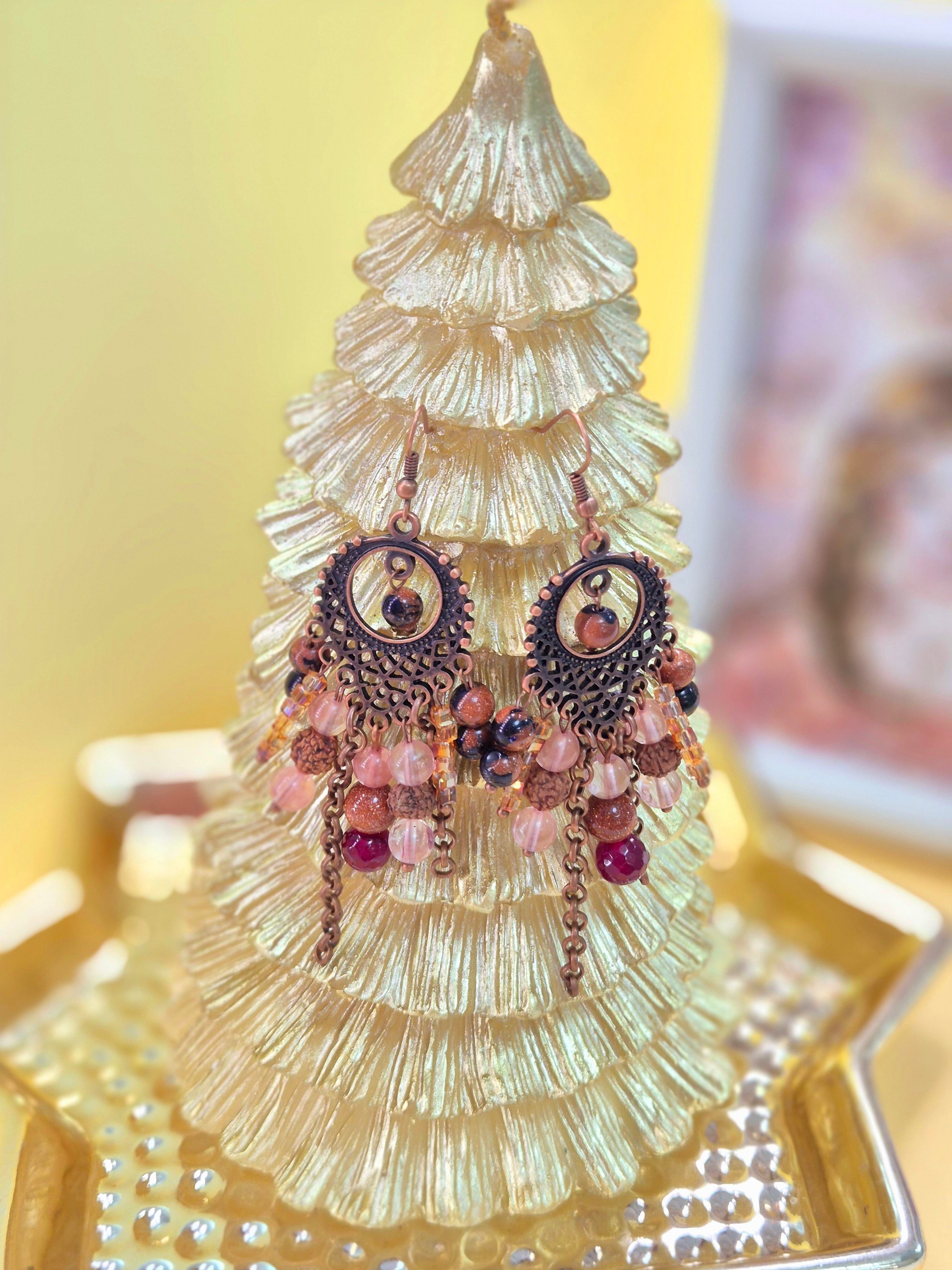 Дълги обеци с рудракша, слънчев камък, черешов кварц и ахат