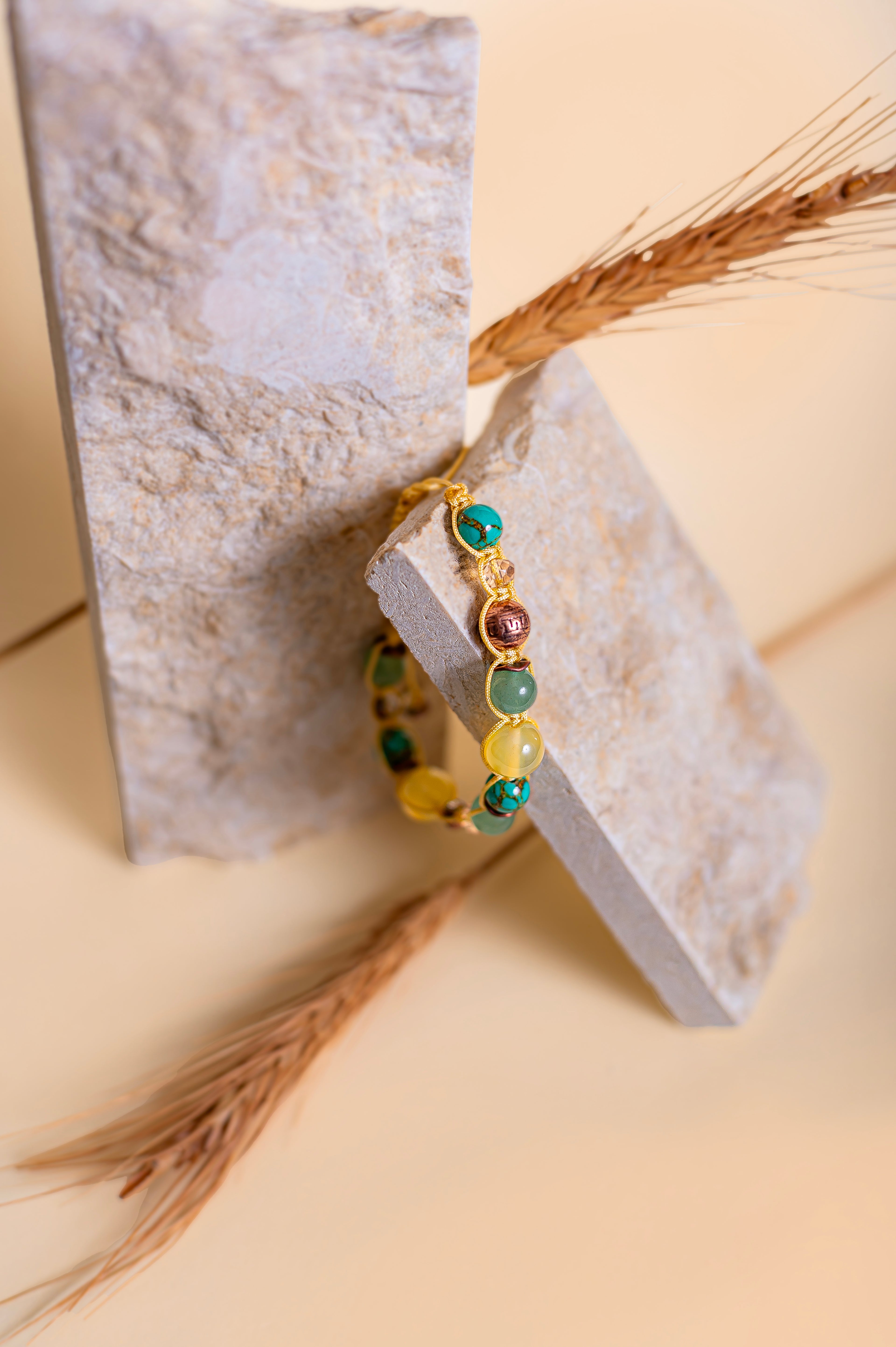 Гривна с авантюрин, азурит и ахат за баланс и красота