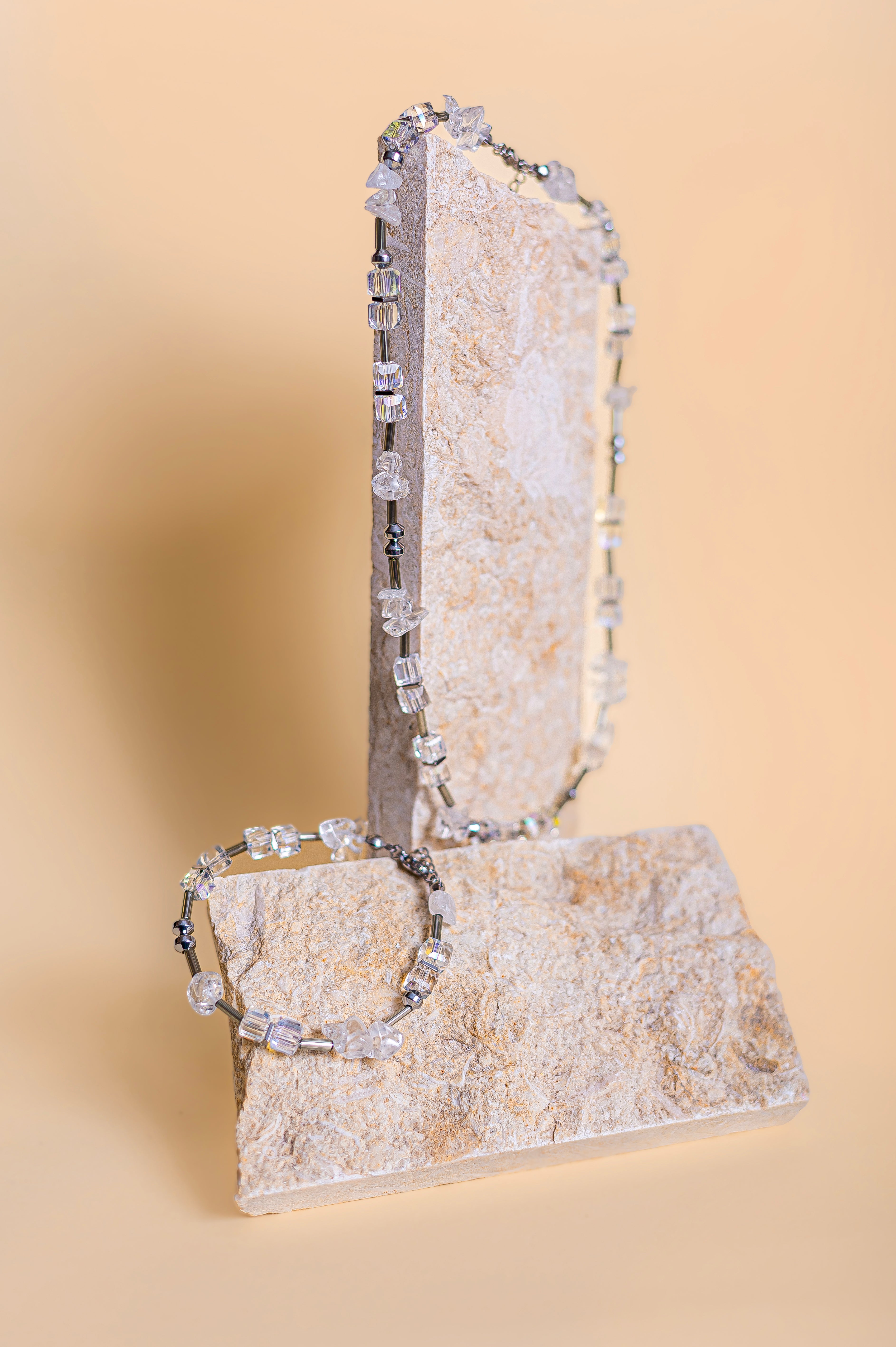 „Стил и вътрешна сила“ - комплект с планински кристал и хематит