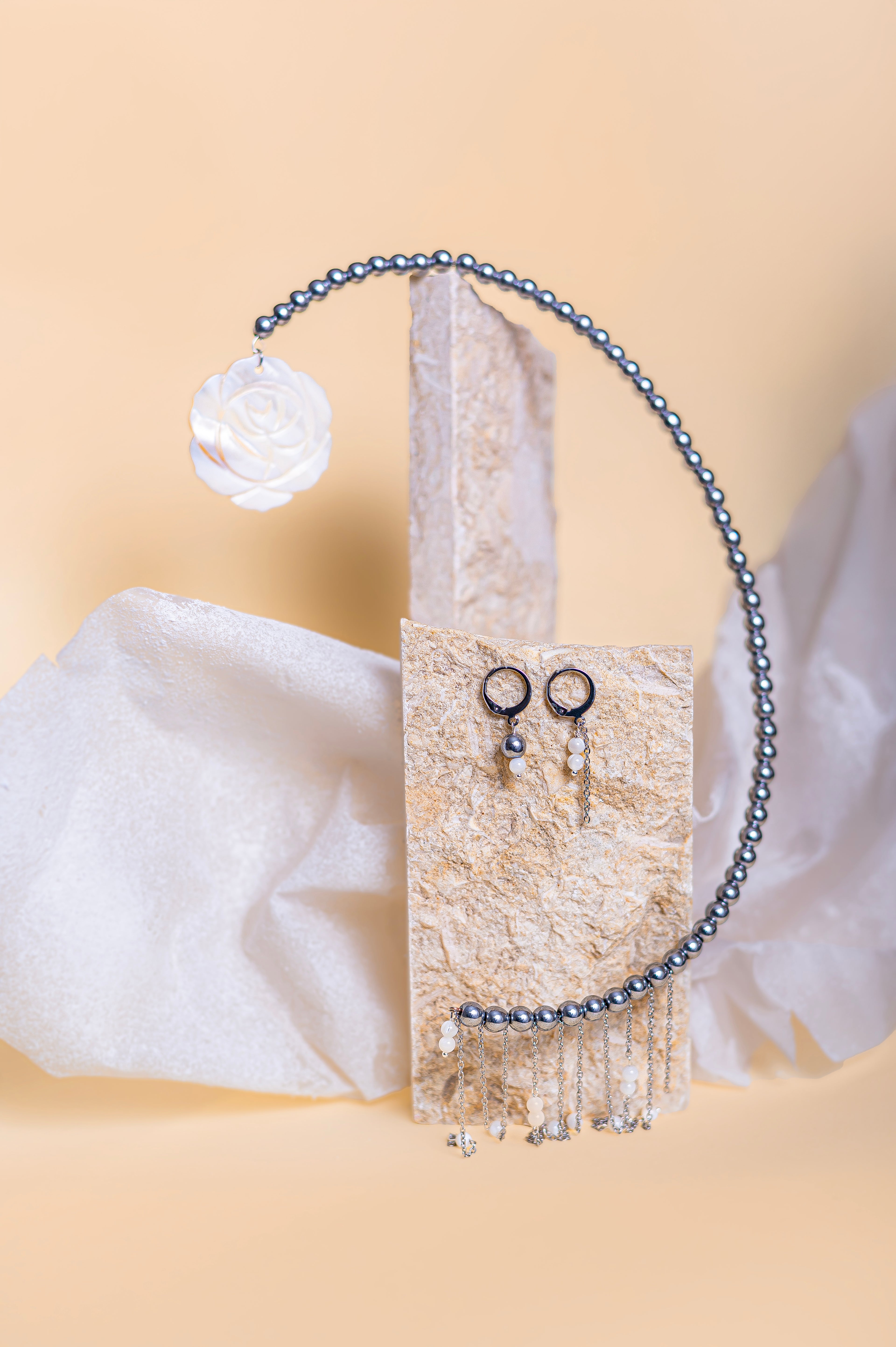 Сет „Нежна елегантност“ с хематит и седеф